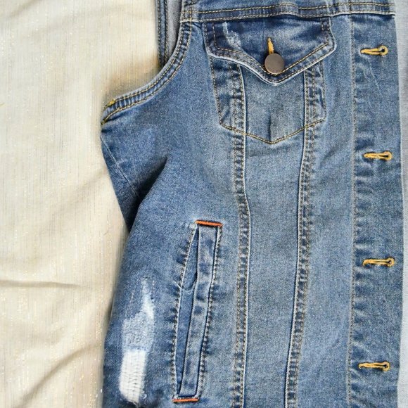 Max Jeans Distressed Denim Vest - Picture 4 of 6
